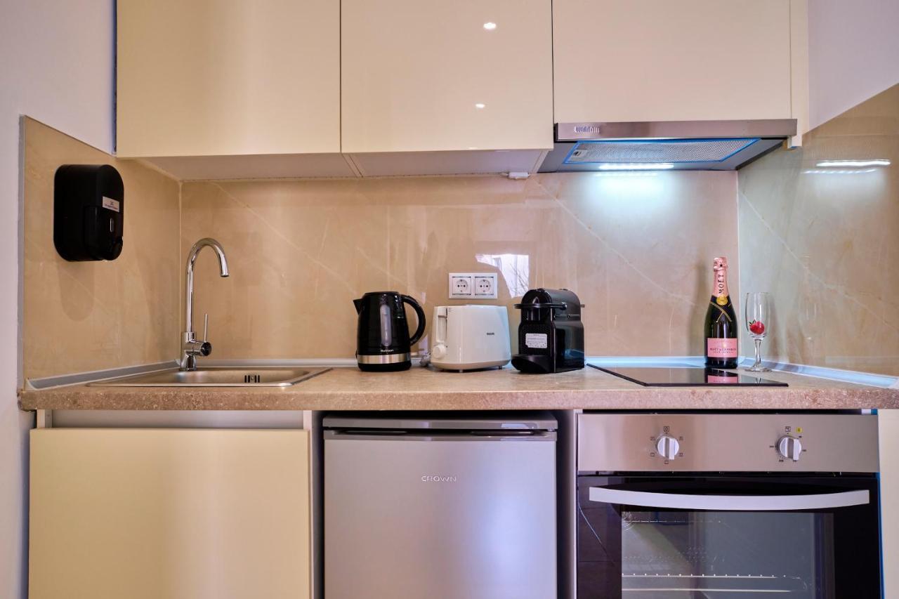 Sunflower Suites Gouvia Corfu エクステリア 写真