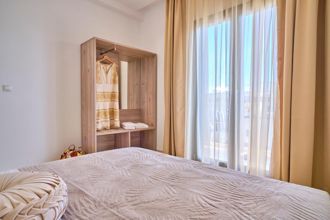Sunflower Suites Gouvia Corfu エクステリア 写真