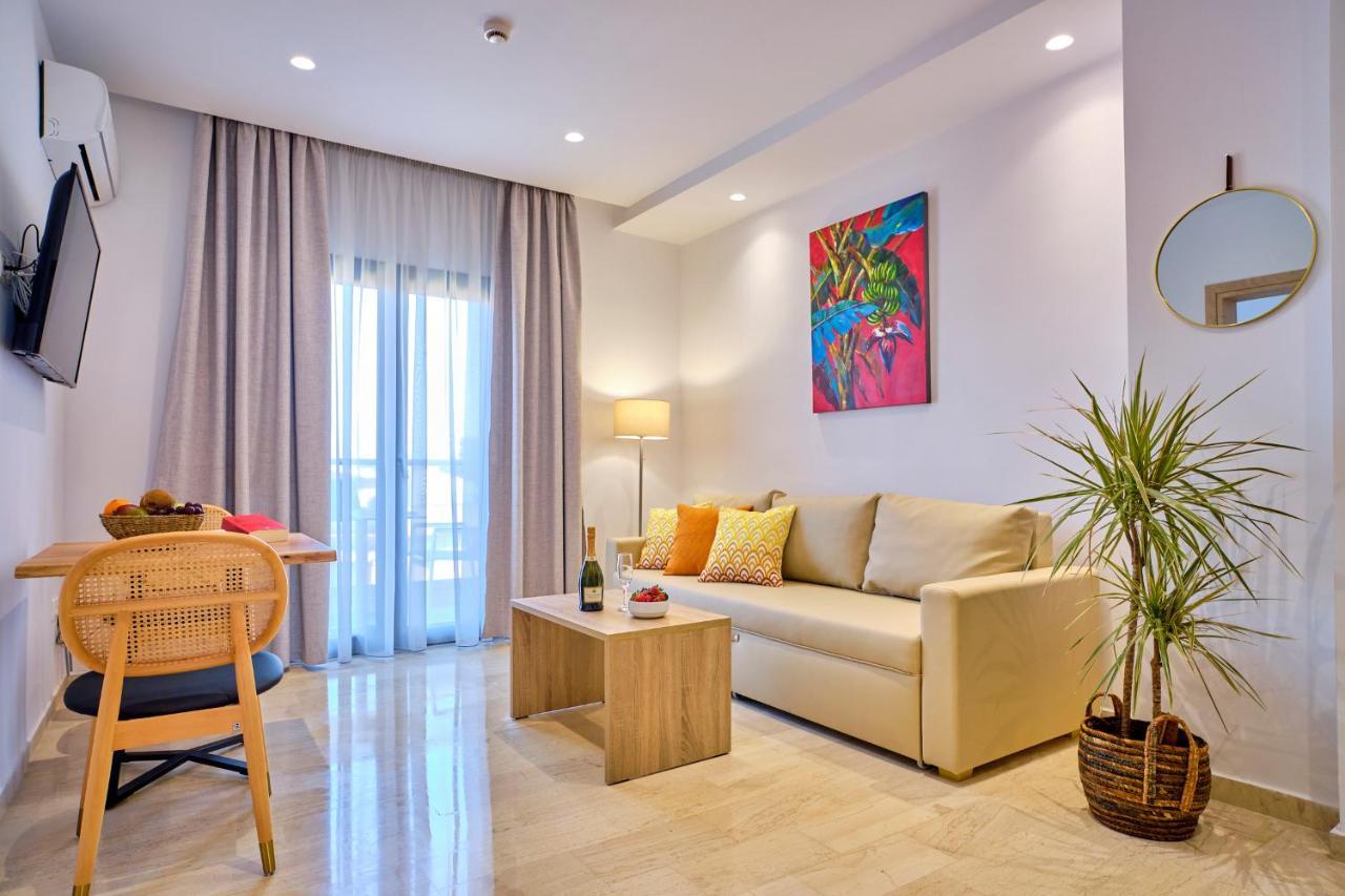 Sunflower Suites Gouvia Corfu エクステリア 写真