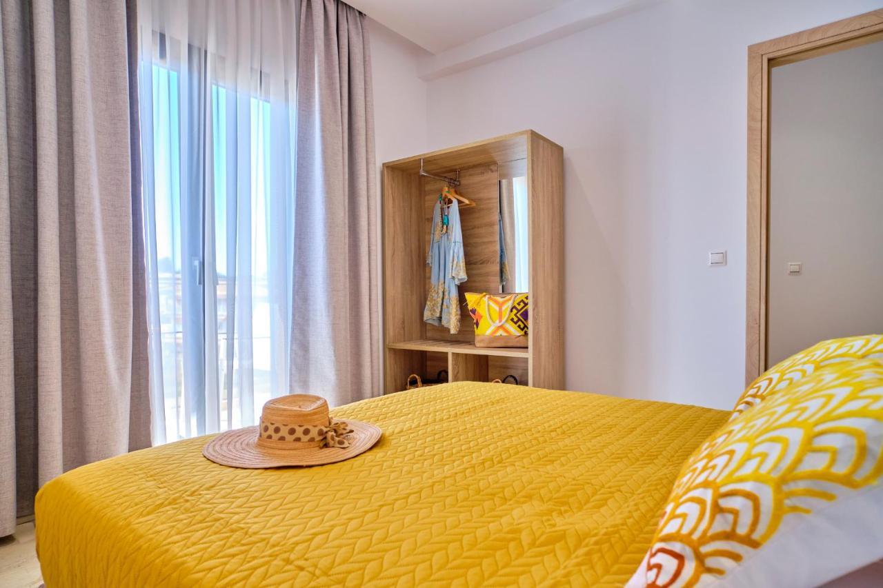 Sunflower Suites Gouvia Corfu エクステリア 写真