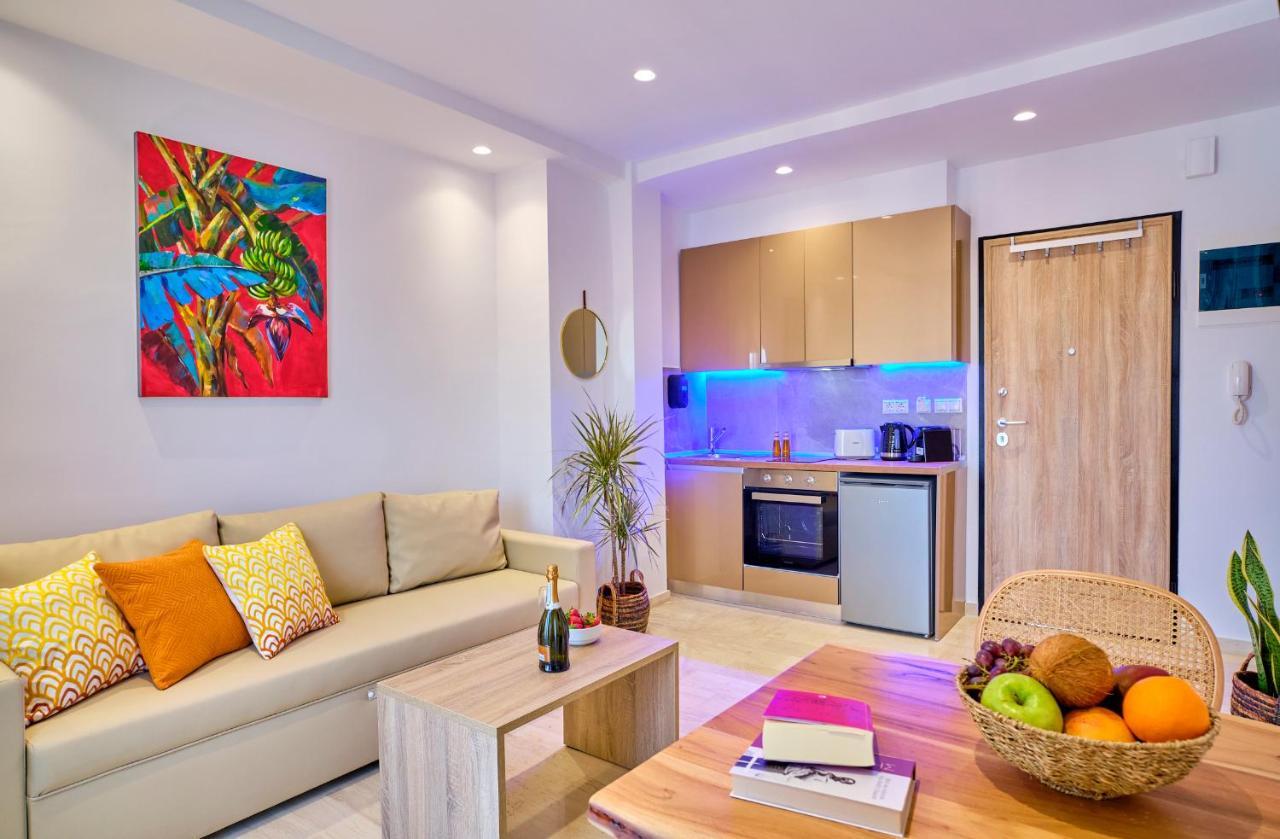 Sunflower Suites Gouvia Corfu エクステリア 写真