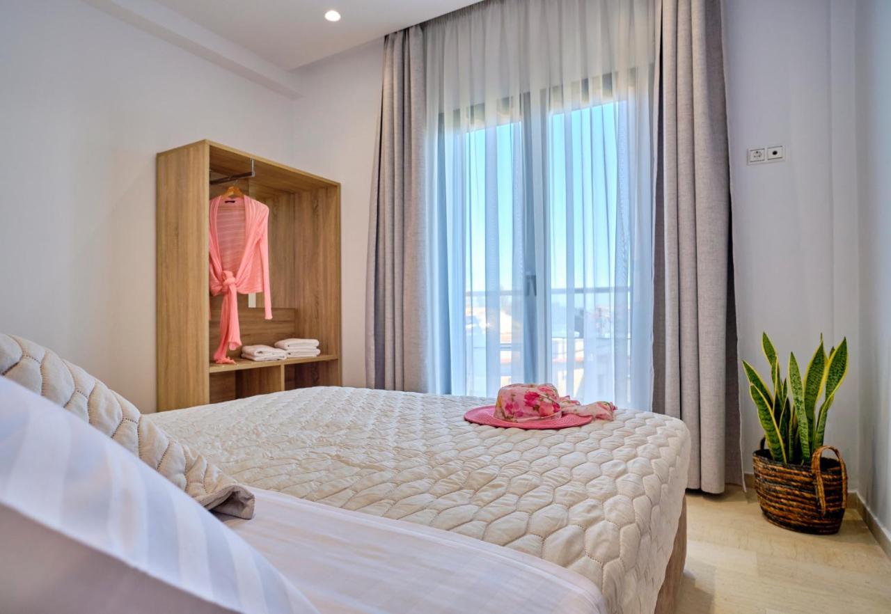 Sunflower Suites Gouvia Corfu エクステリア 写真