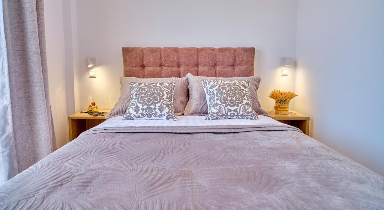Sunflower Suites Gouvia Corfu エクステリア 写真