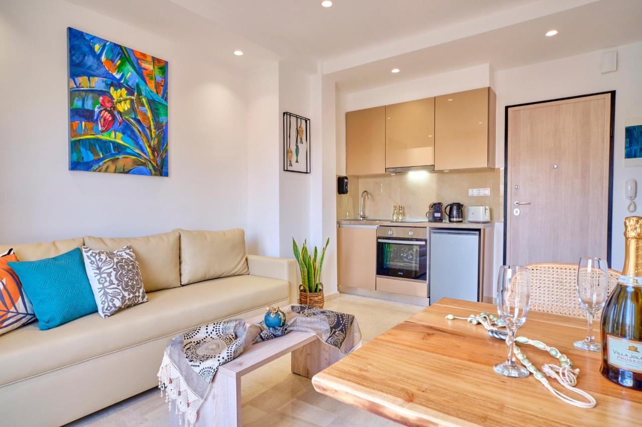 Sunflower Suites Gouvia Corfu エクステリア 写真