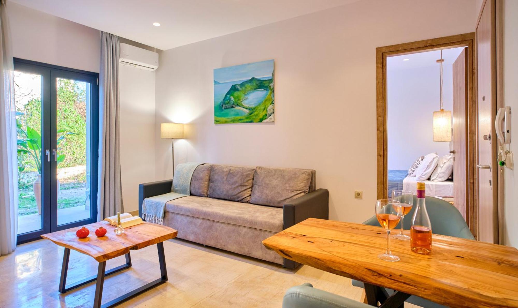 Sunflower Suites Gouvia Corfu エクステリア 写真